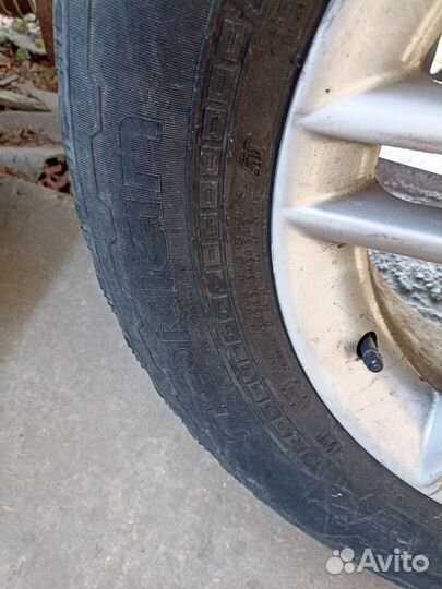 Резина Nokian Tyres 215/70/16