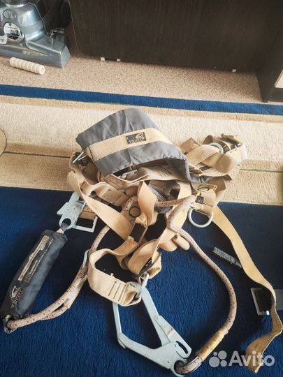 Страховочная привязь vento