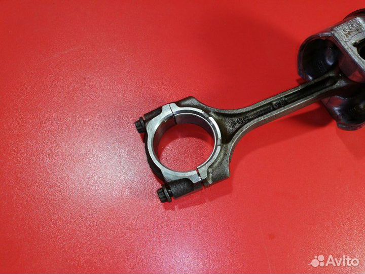 Поршень с шатуном Honda Accord CF3 F18B 1994-1997