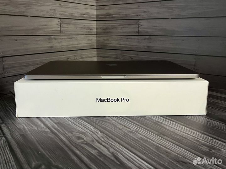 MacBook Pro 15 2018 комлпект