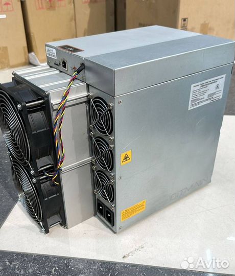 Antminer S19 95Th (76 чипов)