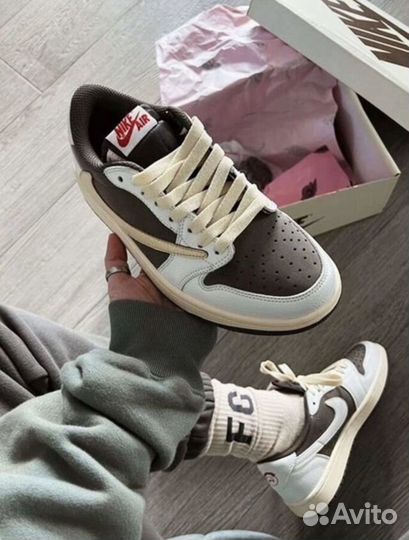 Кроссовки nike air jordan 1 low travis scott