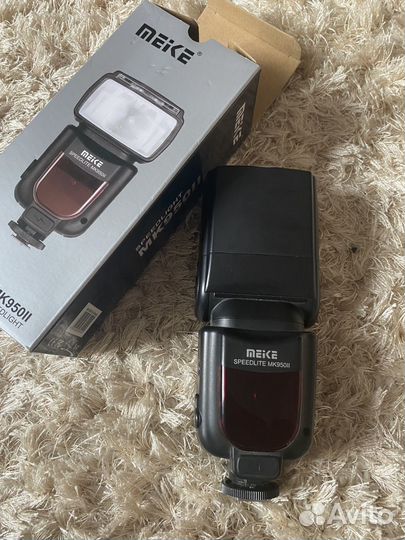 Вспышка Meike MK950 II