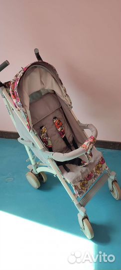 Прогулочная коляска трость
