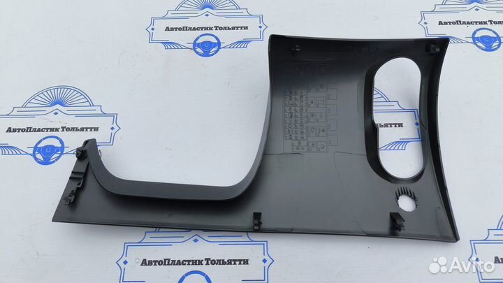 Крышка блока предохранителя 2190 (Гранта )