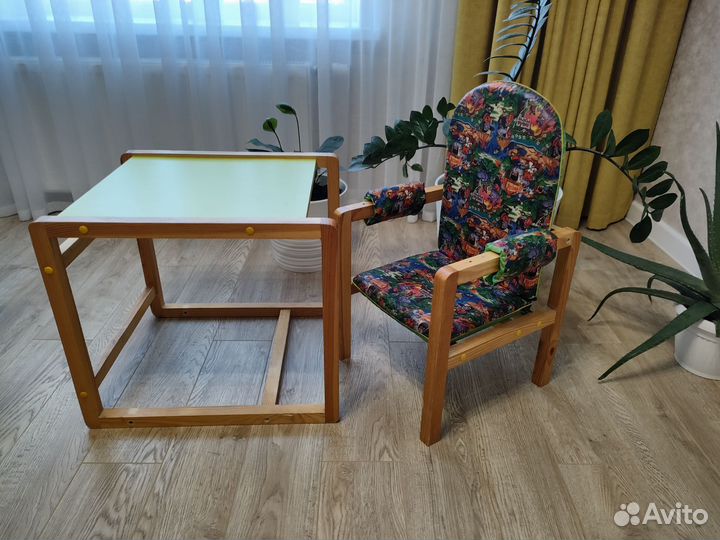 Стульчик для кормления