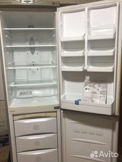 Холодильник бу LG