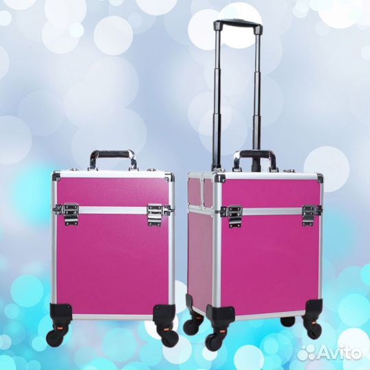 Бьюти кейс на колесах для мастера маникюра