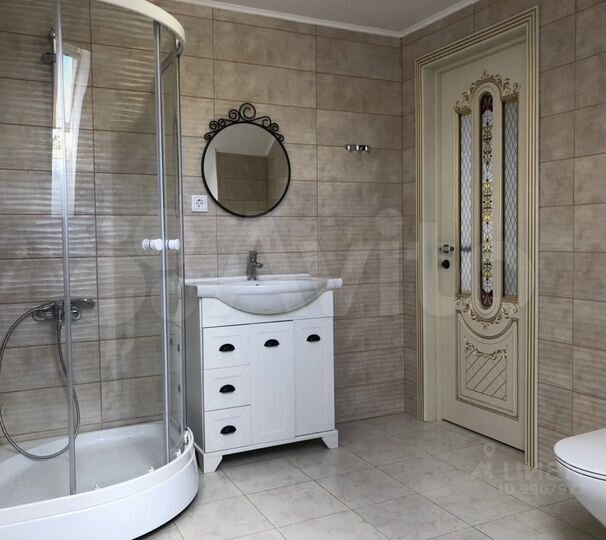 Таунхаус 210 м² на участке 3 сот.