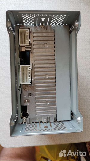 Автомагнитола только сам блок