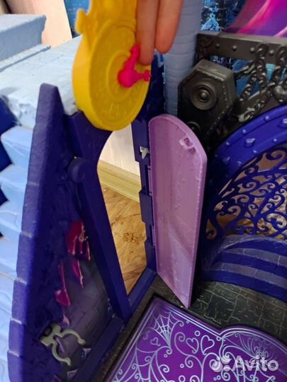 Monster High catacombs Монстер Хай катакомбы б/у