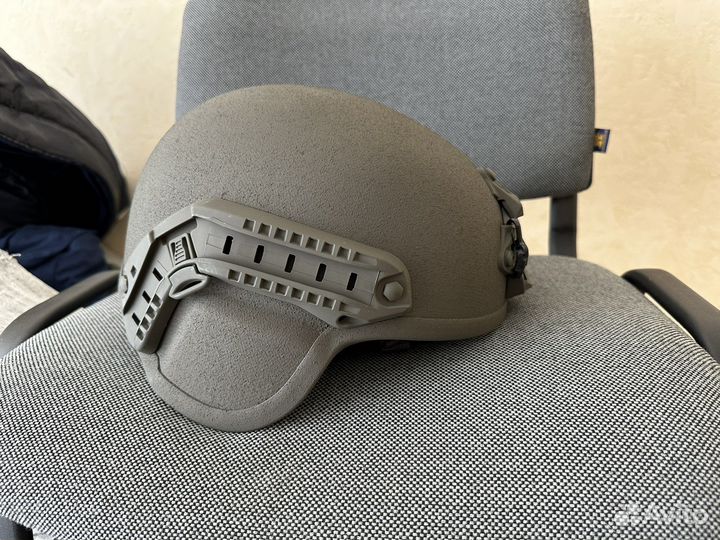 Бронешлем с подвесной системой типа 