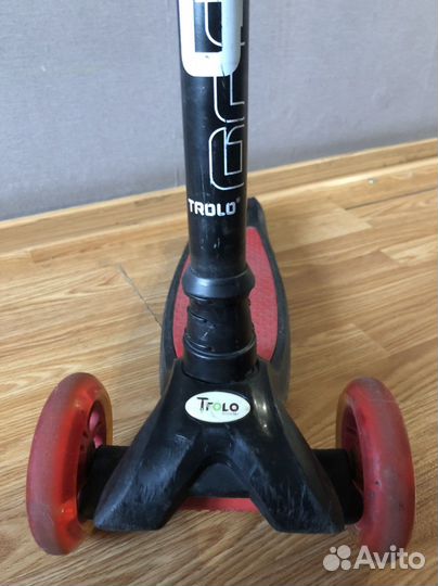 Самокат Trolo Maxi