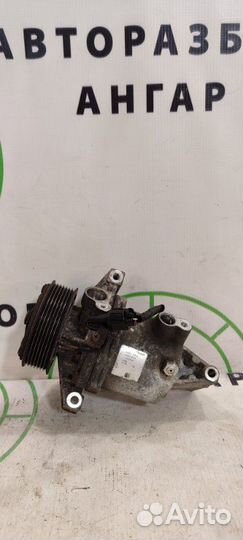 Компрессор кондиционера Nissan Juke F15E HR16DE