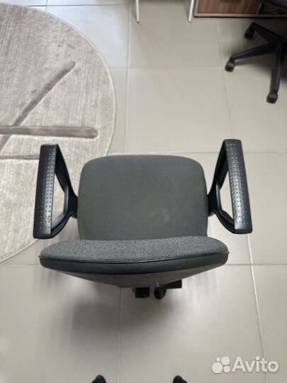 Стул офисный