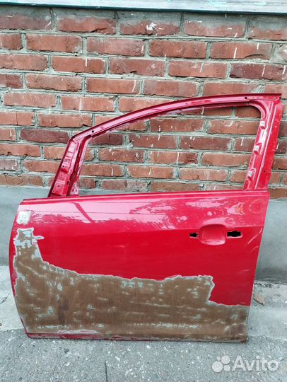 Дверь передняя левая на Опель астра j