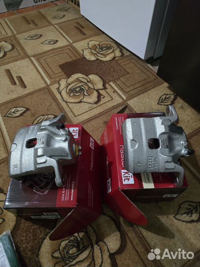 Суппорт передний nissan tiida c11