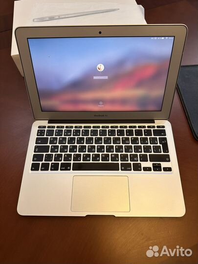 Apple macbook air 11.6 2012