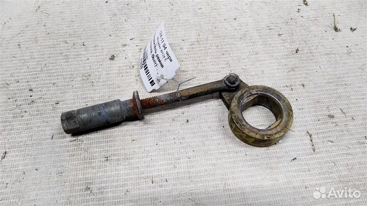 Натяжитель ремня (планка, болт) mersedesbenz W124