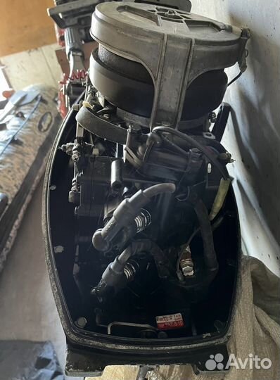 Лодочный мотор и лодка