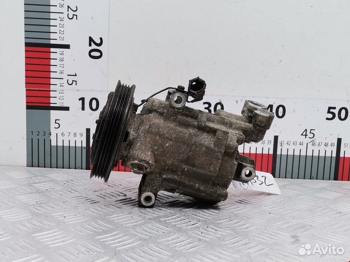 Компрессор кондиционера для Nissan Note Z0005068A