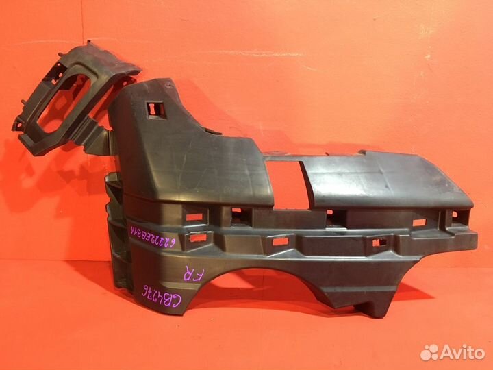 Кронштейн бампера правый Nissan Pathfinder R51 SUV