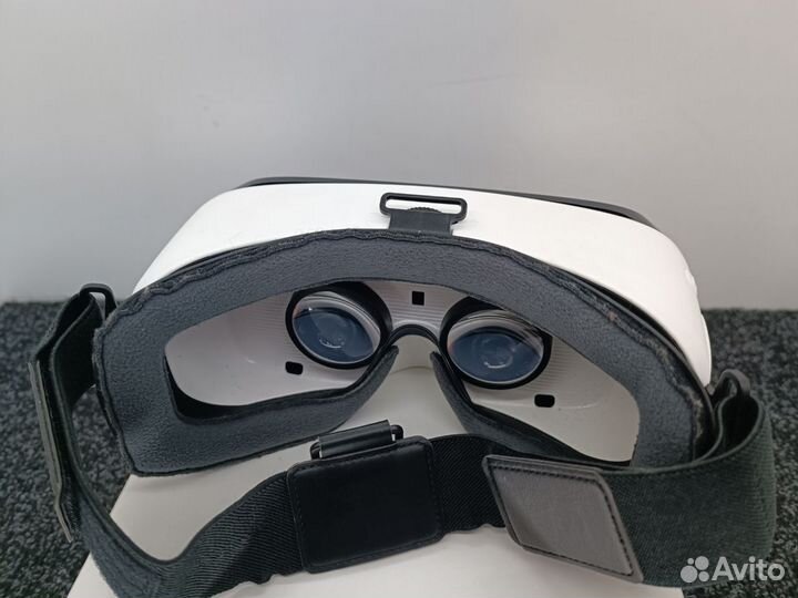 Очки виртуальной реальности Samsung Gear VR к40