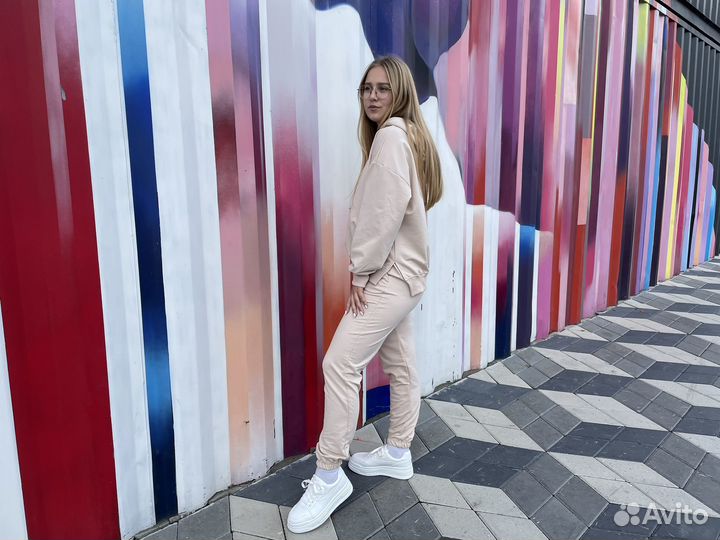 Спортивный костюм женский 42-48