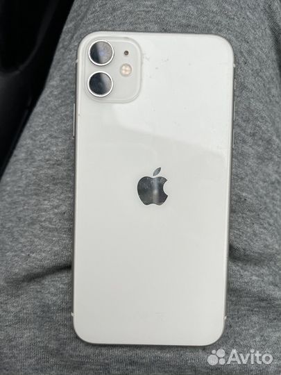 iPhone 11, 64 ГБ
