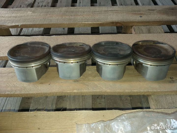 Продам оригинальные поршня 2AZ FE