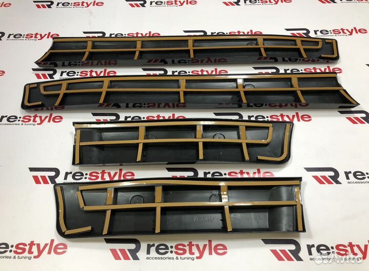 Молдинги дверей Toyota Land Cruiser 200