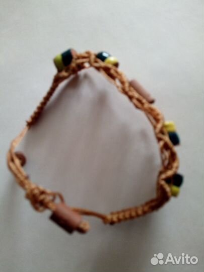 Плетеный браслет с инкрустацией