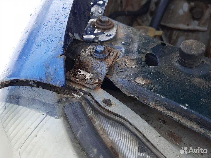 Фара правая kia clarus 2