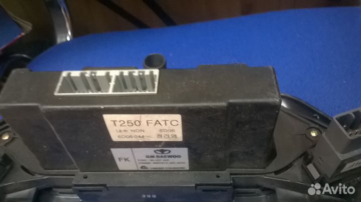 Шевроле Авео т250 Переключатель кондиционером