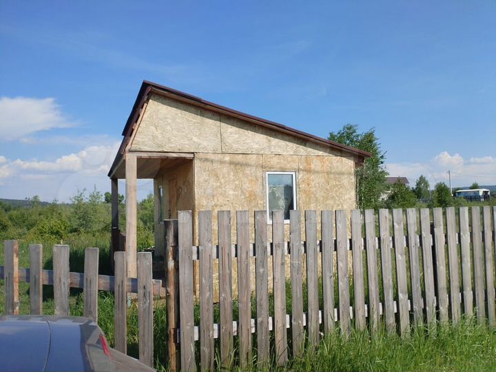 Дача 12 м² на участке 6 сот.