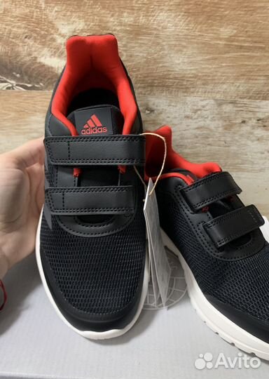 Новые кроссовки Adidas 34 35 оригинал