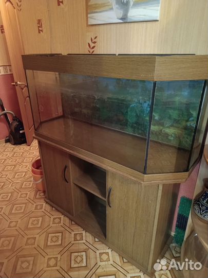 Аквариум с тумбой