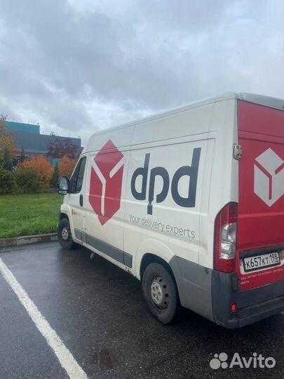 Водитель экспедитор на своем грузовом авто