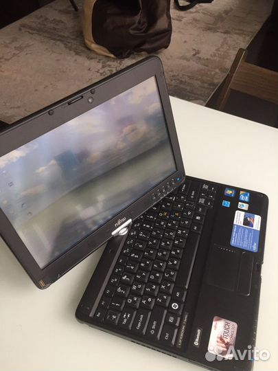 Fujitsu lifebook TH700 Tablet PC