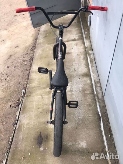 Трюковой велосипед bmx