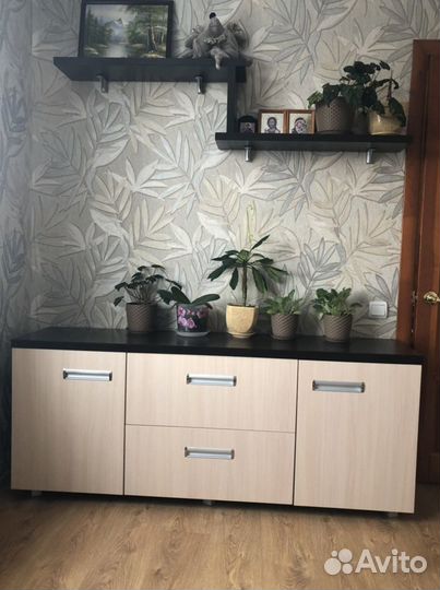 Тумба с полками