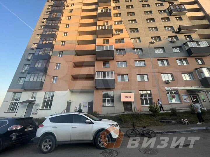 Продажа торгового помещения с 2 входами