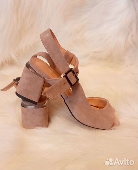 Босоножки женские 36 размер