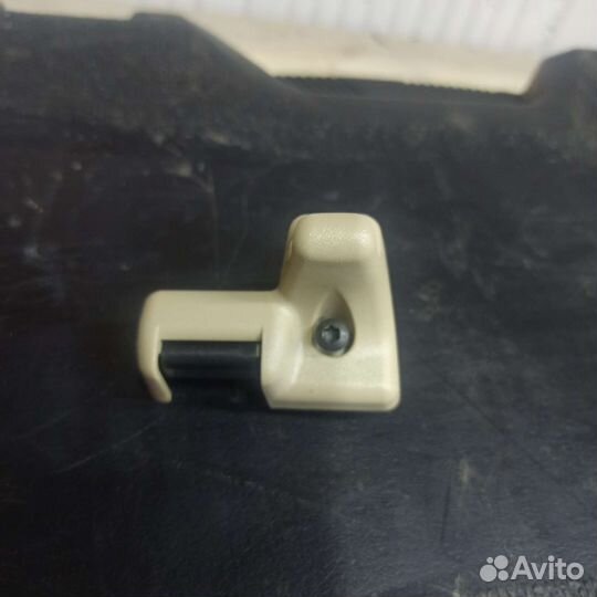 Зажим козырька Land Rover Range Rover Vogue L322