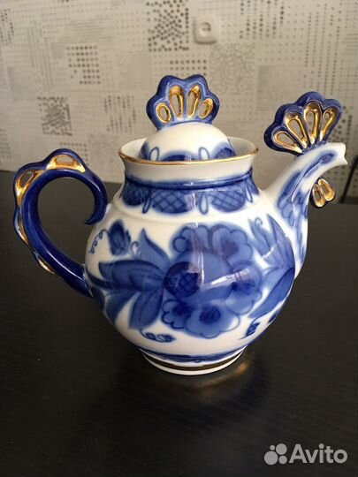 Заварочный и доливной чайник 