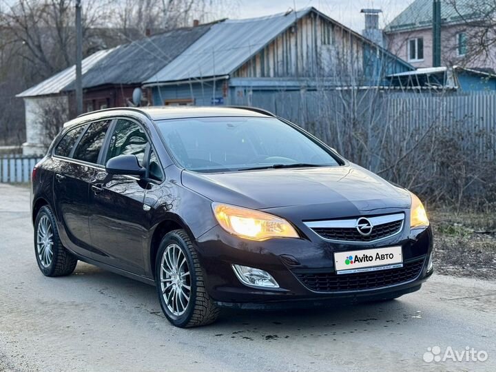 Opel Astra 1.6 МТ, 2012, 132 700 км