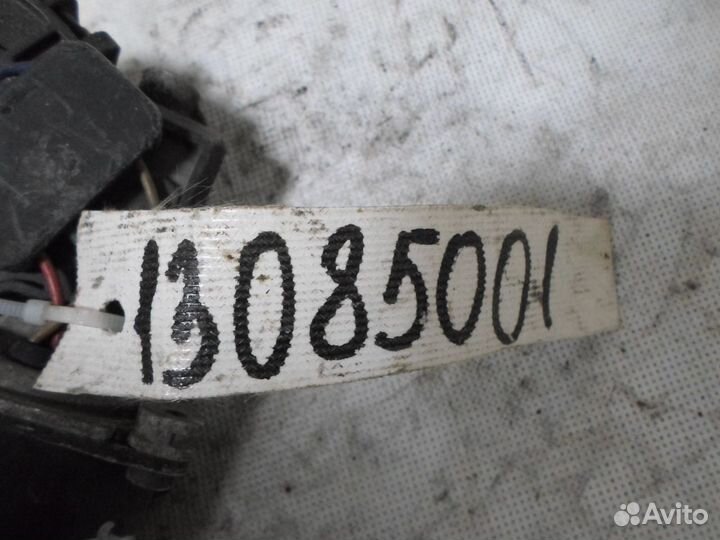 Моторчик стеклоочистителя передний Hyundai Matrix