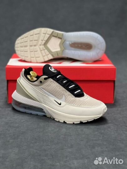 Кроссовки Nike