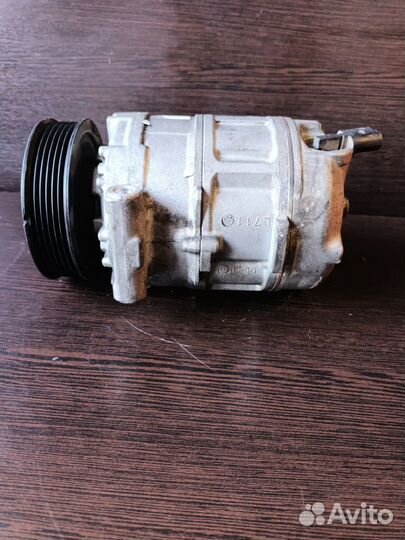 Компрессор кондиционера Фольксваген туран