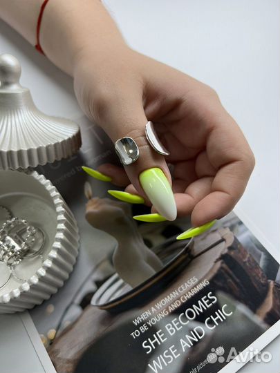 Маникюр с покрытием. Укрепление ногтей